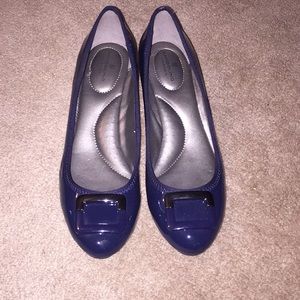 Navy Bandolino Heels